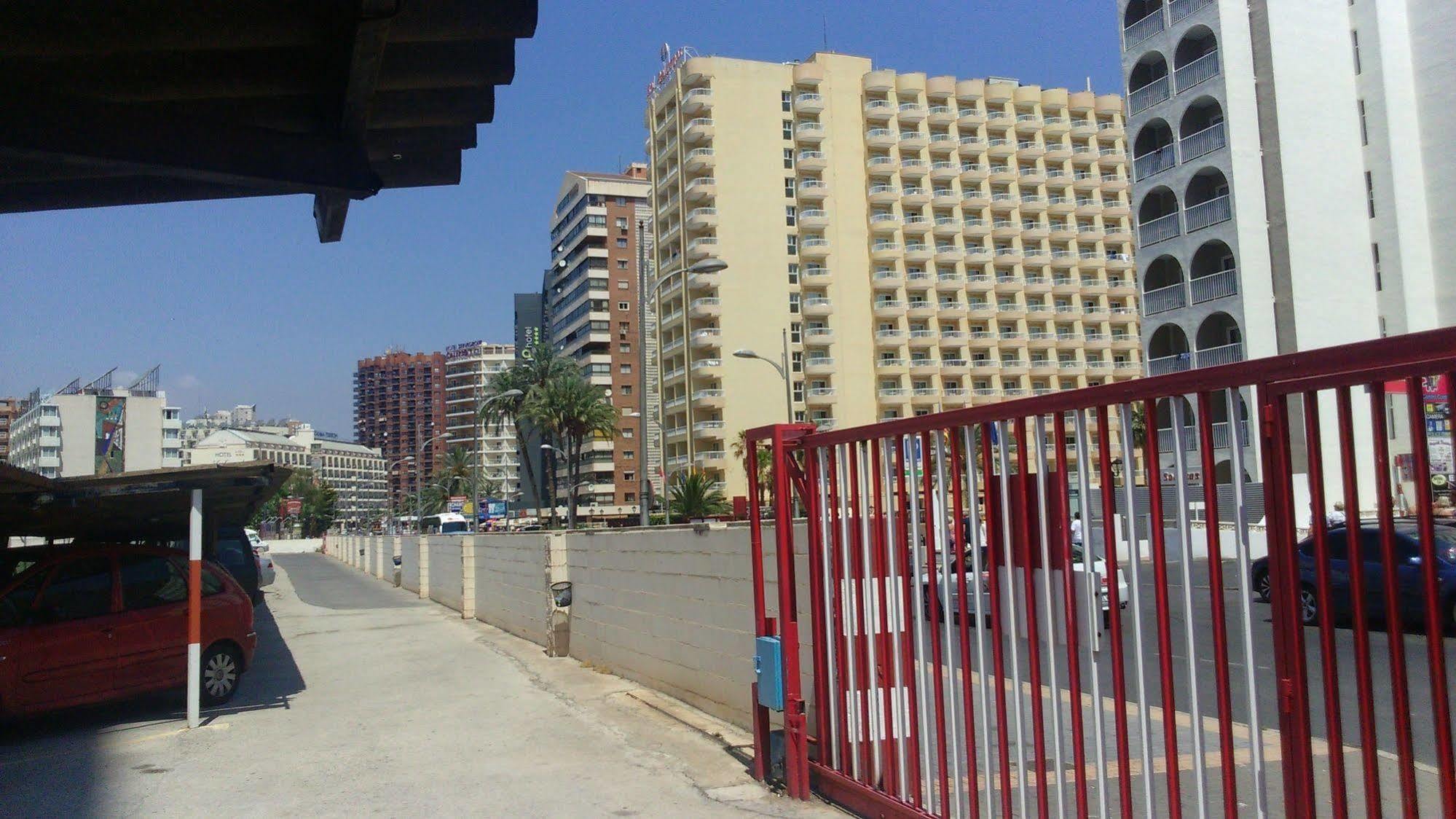 Blue Sky Apartment Benidorm Eksteriør billede